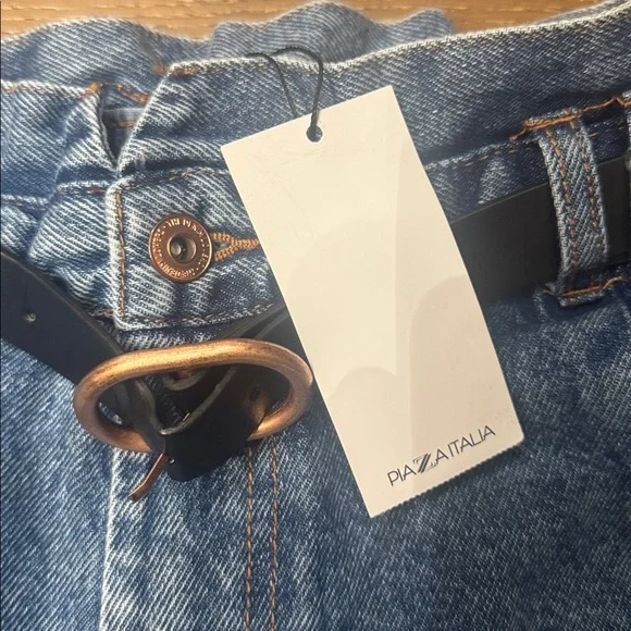 NWT Piaza Italia High Waisted Paperbag Denim Shorts with Belt Size M - Picture 2 of 8